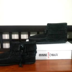 Minnetonka Double Fringe Side Zip Boots